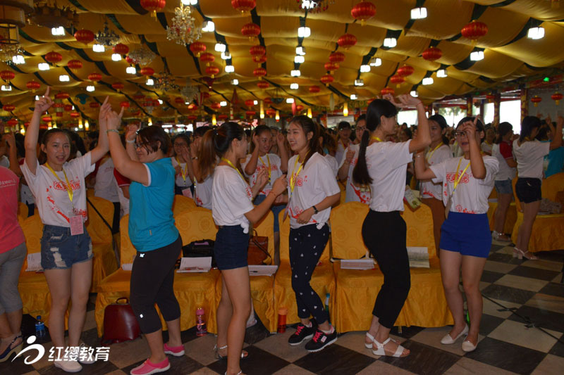 英語課很HAPPY！